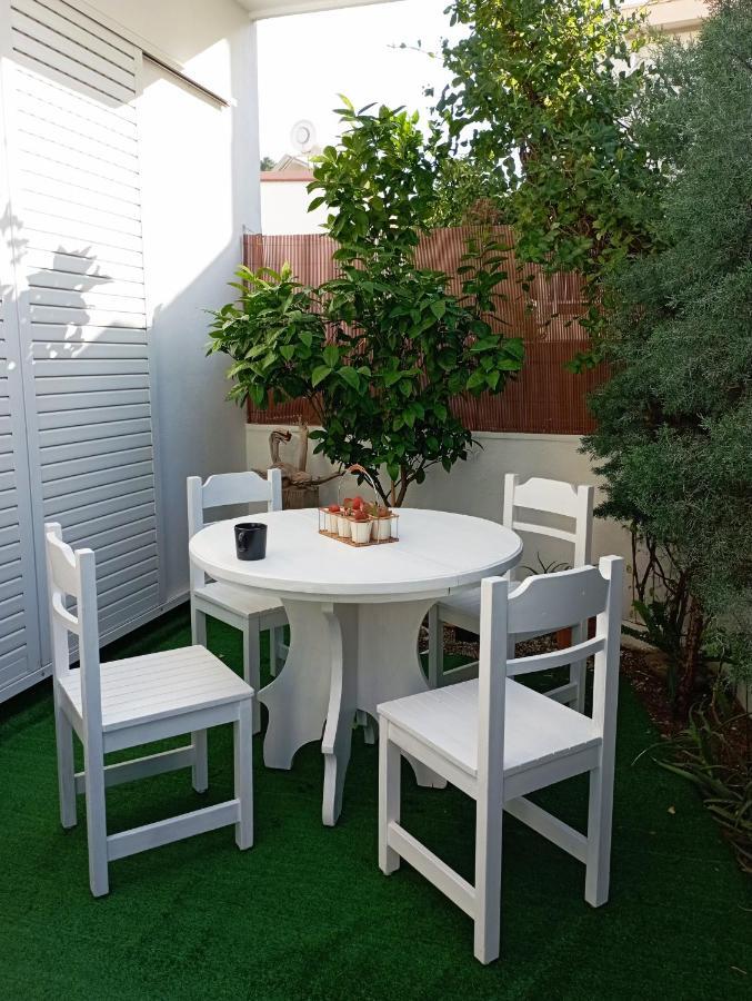 Το Διαμερισμα Τησ Μαιρησ Or Mary'S Apartment Paradisi  Exterior photo